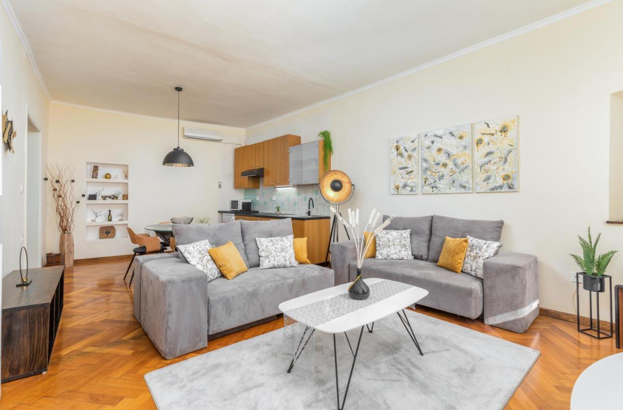 Apartment Melanie Pula Exteriör bild